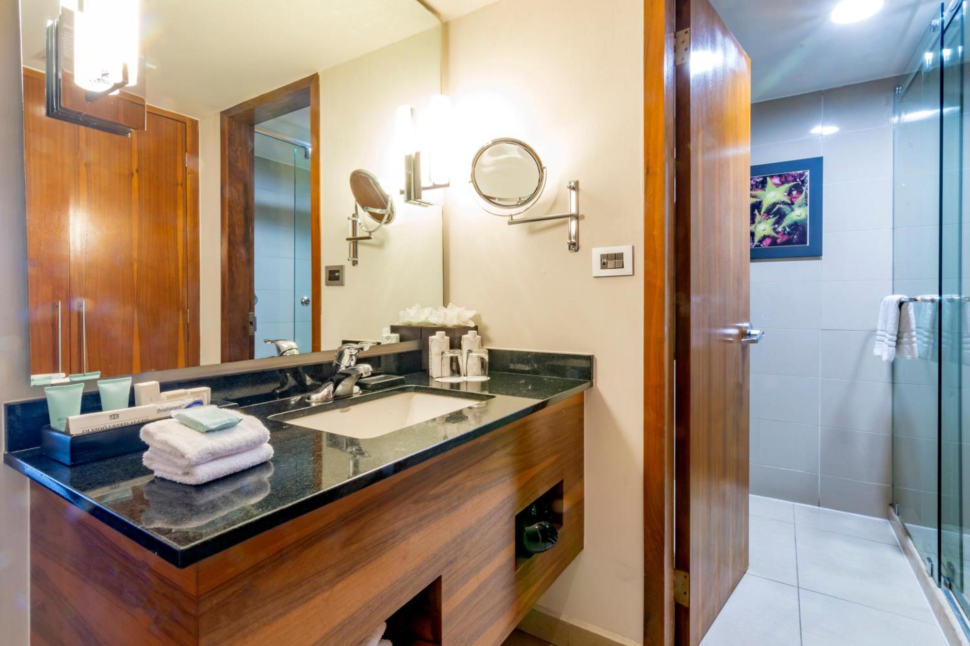 Hotel Lucerna Tijuana Eksteriør bilde