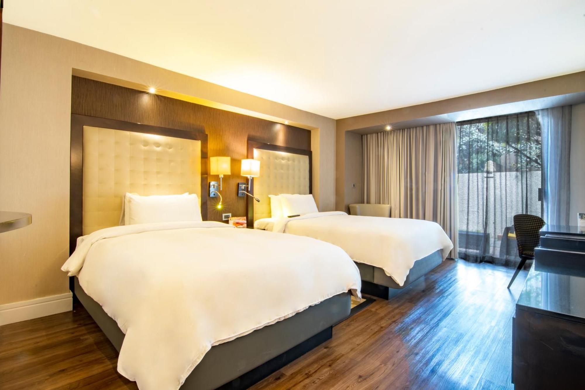 Hotel Lucerna Tijuana Eksteriør bilde